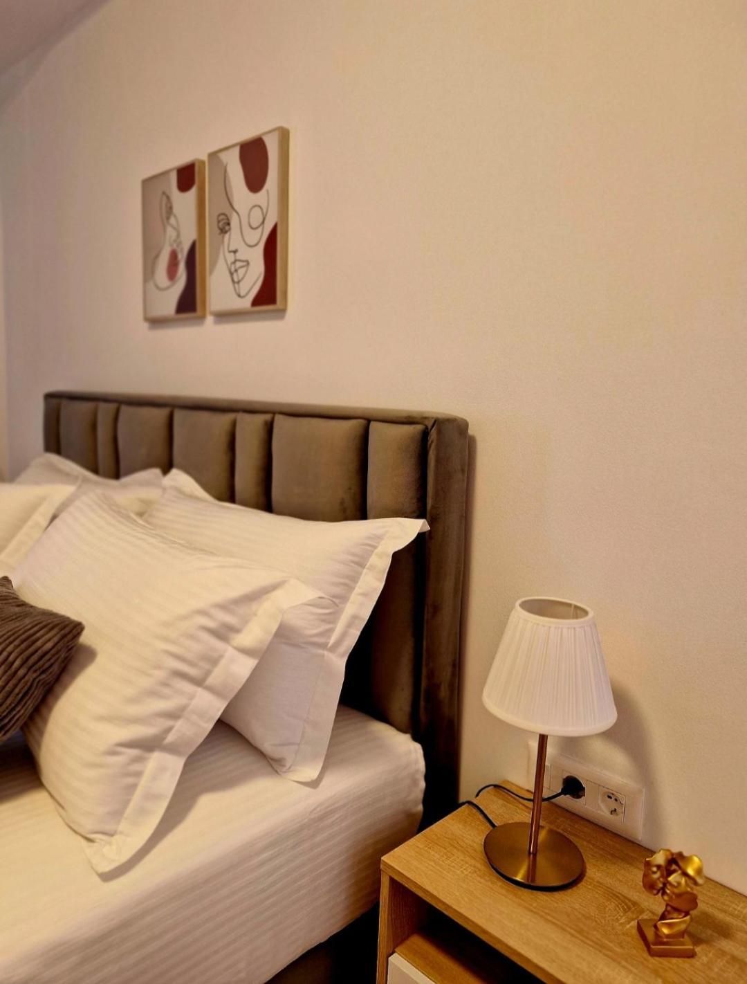 Villa Virginia Sarandë 外观 照片