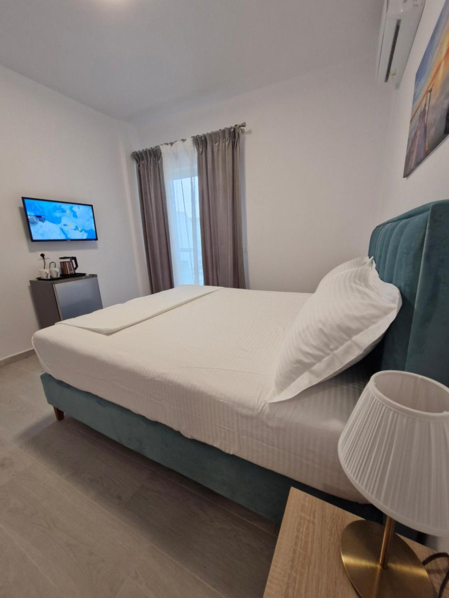 Villa Virginia Sarandë 外观 照片
