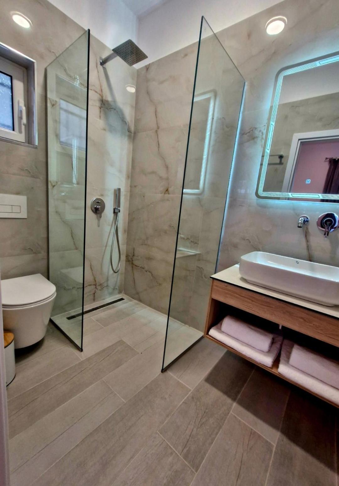Villa Virginia Sarandë 外观 照片