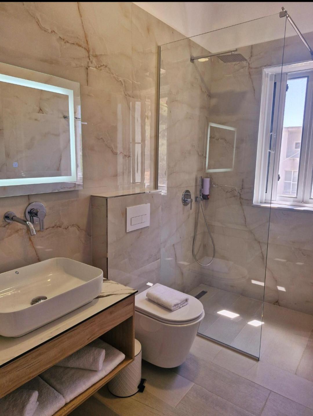Villa Virginia Sarandë 外观 照片