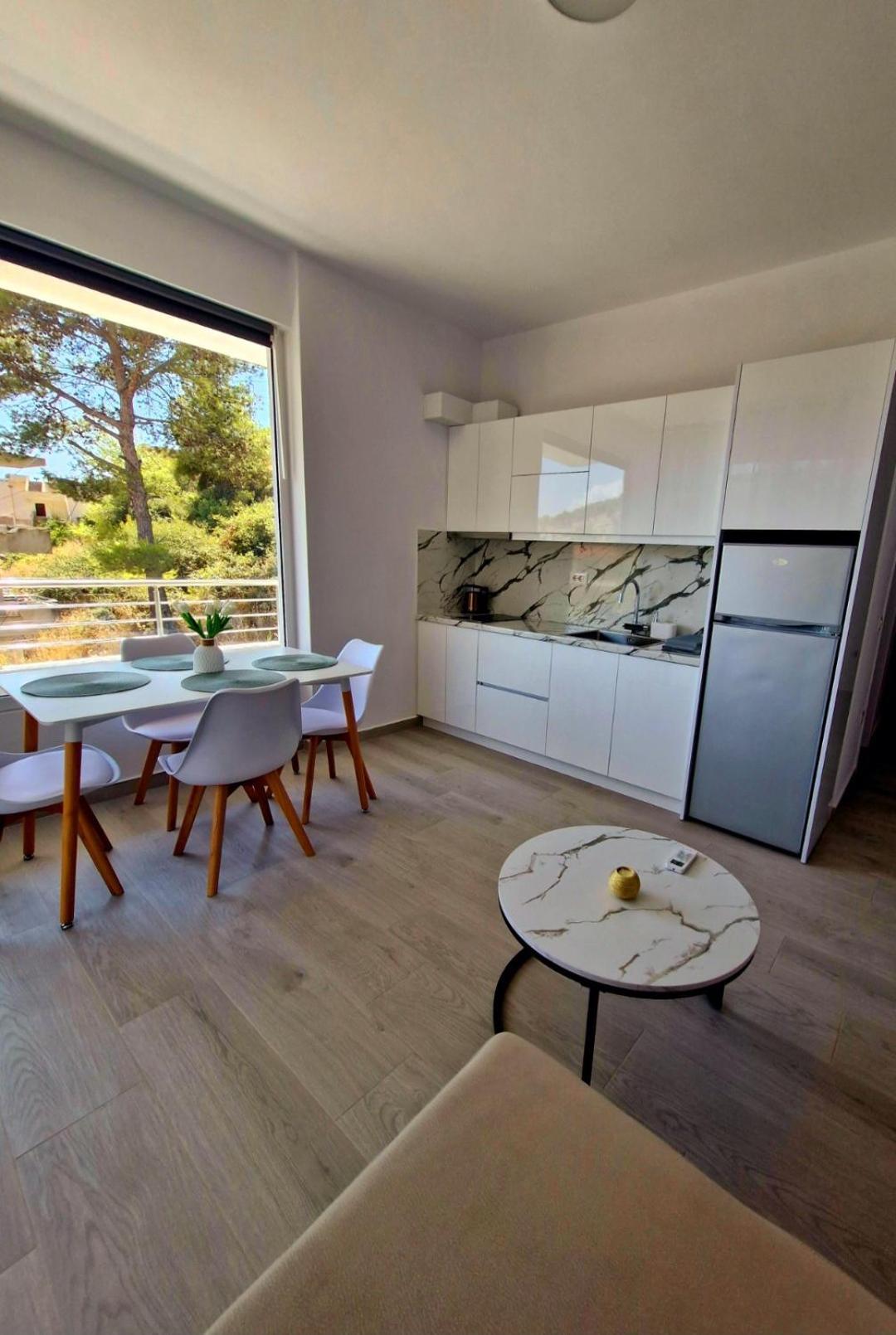 Villa Virginia Sarandë 外观 照片